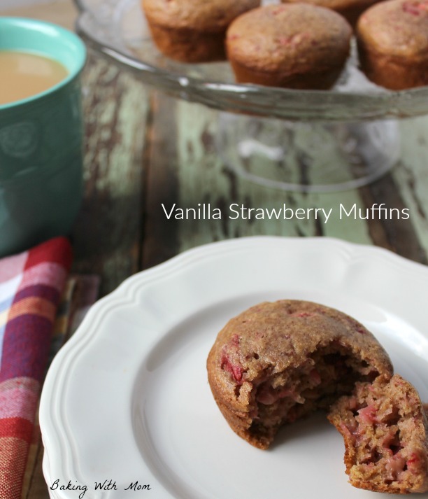 Vanilla Strawberry Muffins #ad #IDSimplyPure simply a delicious muffin recipe for breakfast or snack. Moist and flavorful!