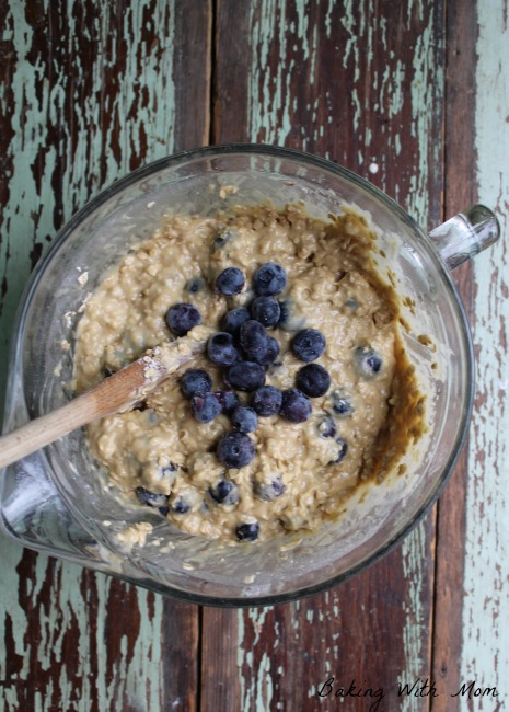 Blueberry Oatmeal Muffins #ad #Healthy4School