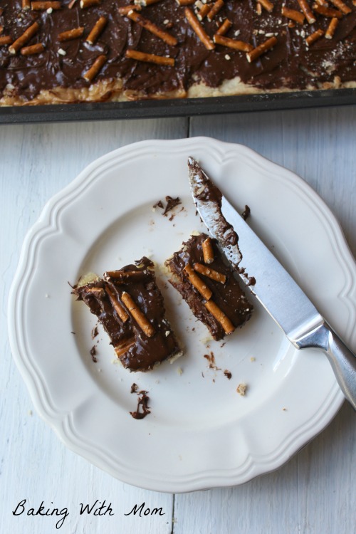 Pretzel Toffee Bars recipe