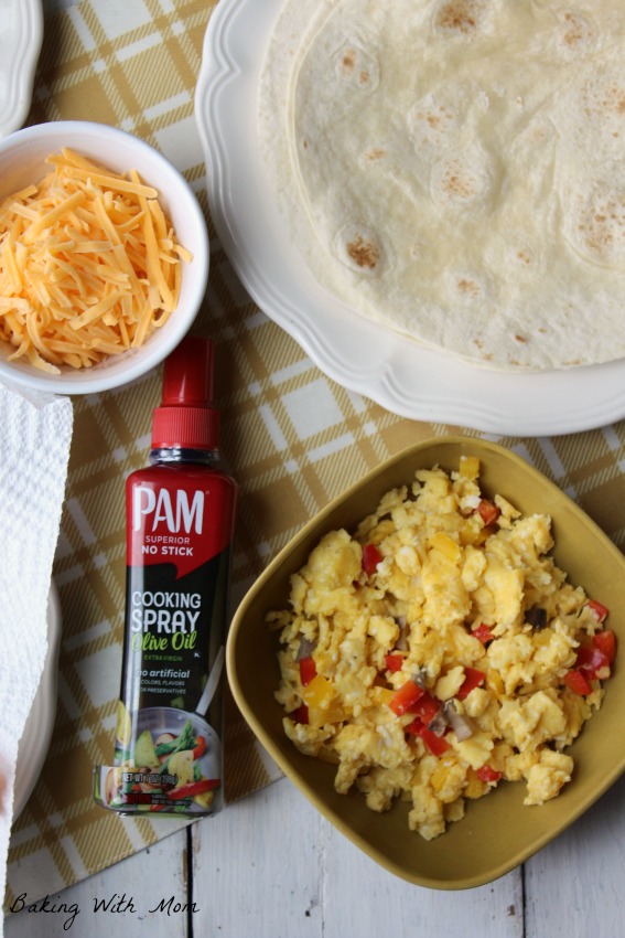 Egg Hashbrown And Pepper Burrito #ad #YouPAMDoIt #PAMInControl