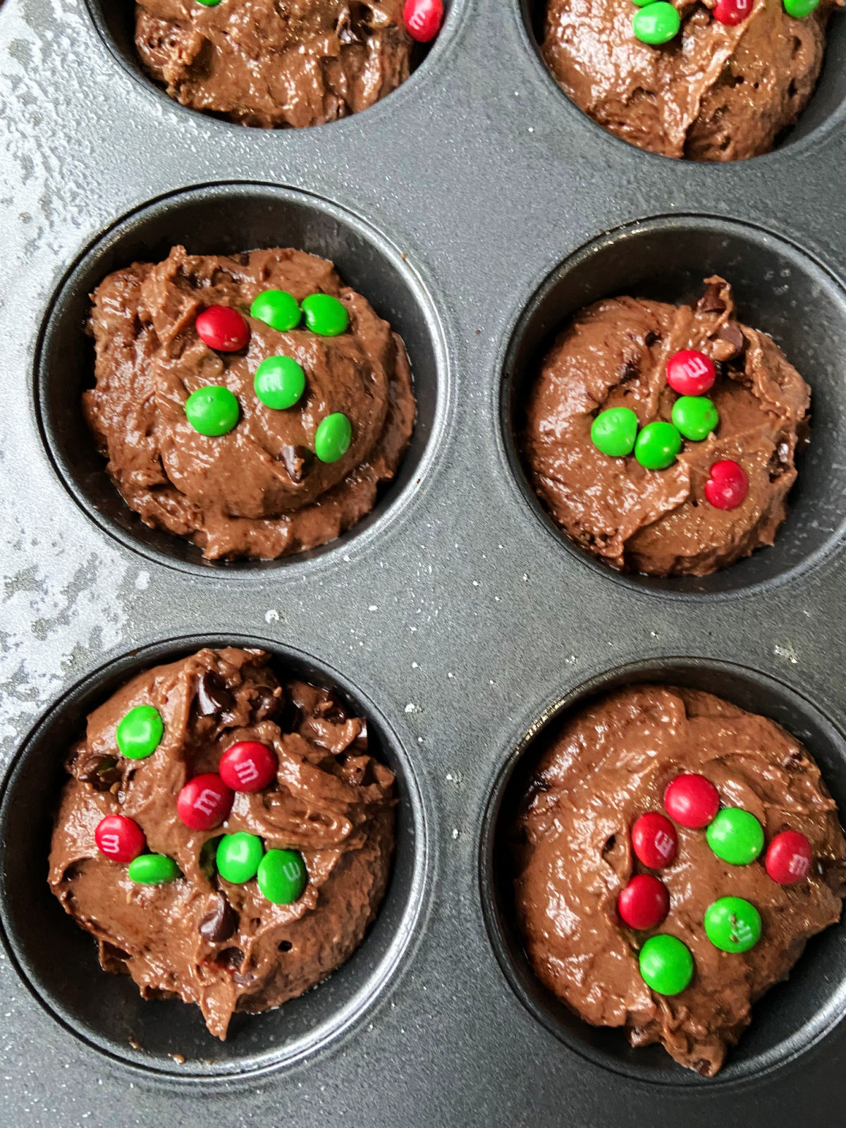 uncooked chocolate muffins