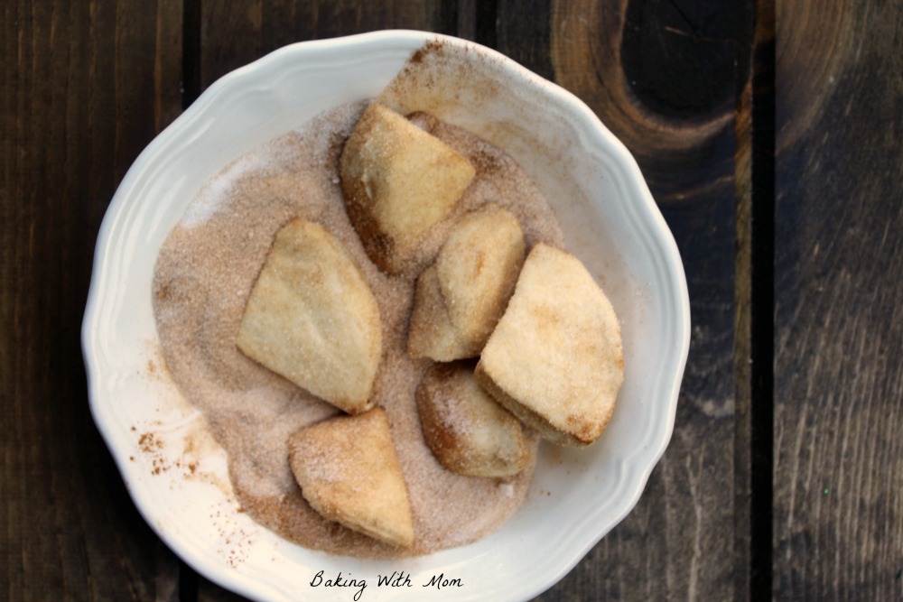 cinnamon sugar mixture in white bowl