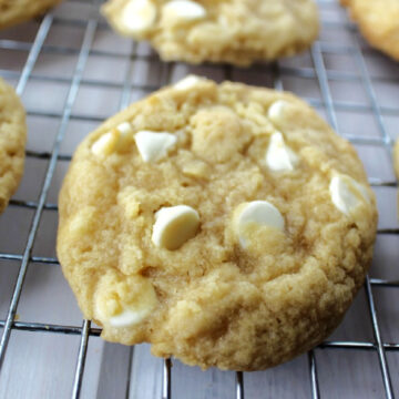 cookies on a cooling rack.