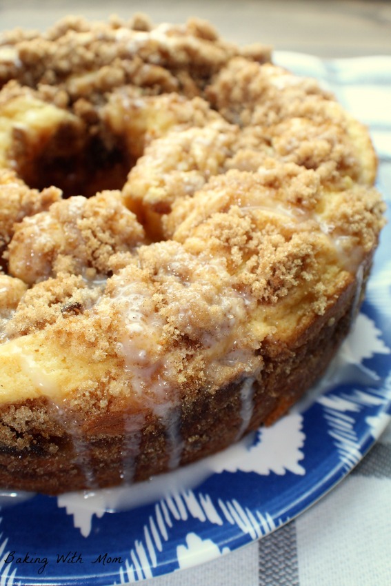 Walnut Sour Cream Coffee Cake Recipe