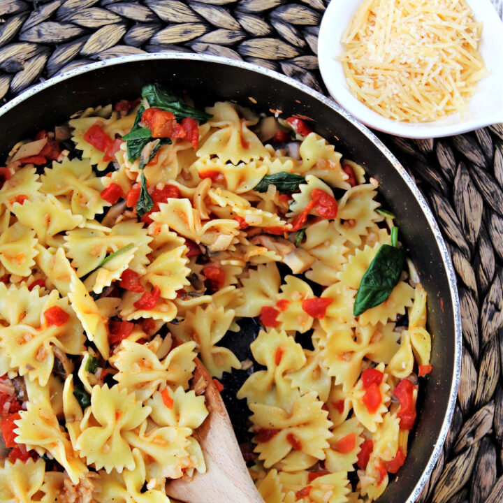 Spinach Bow Tie Pasta Baking With Mom