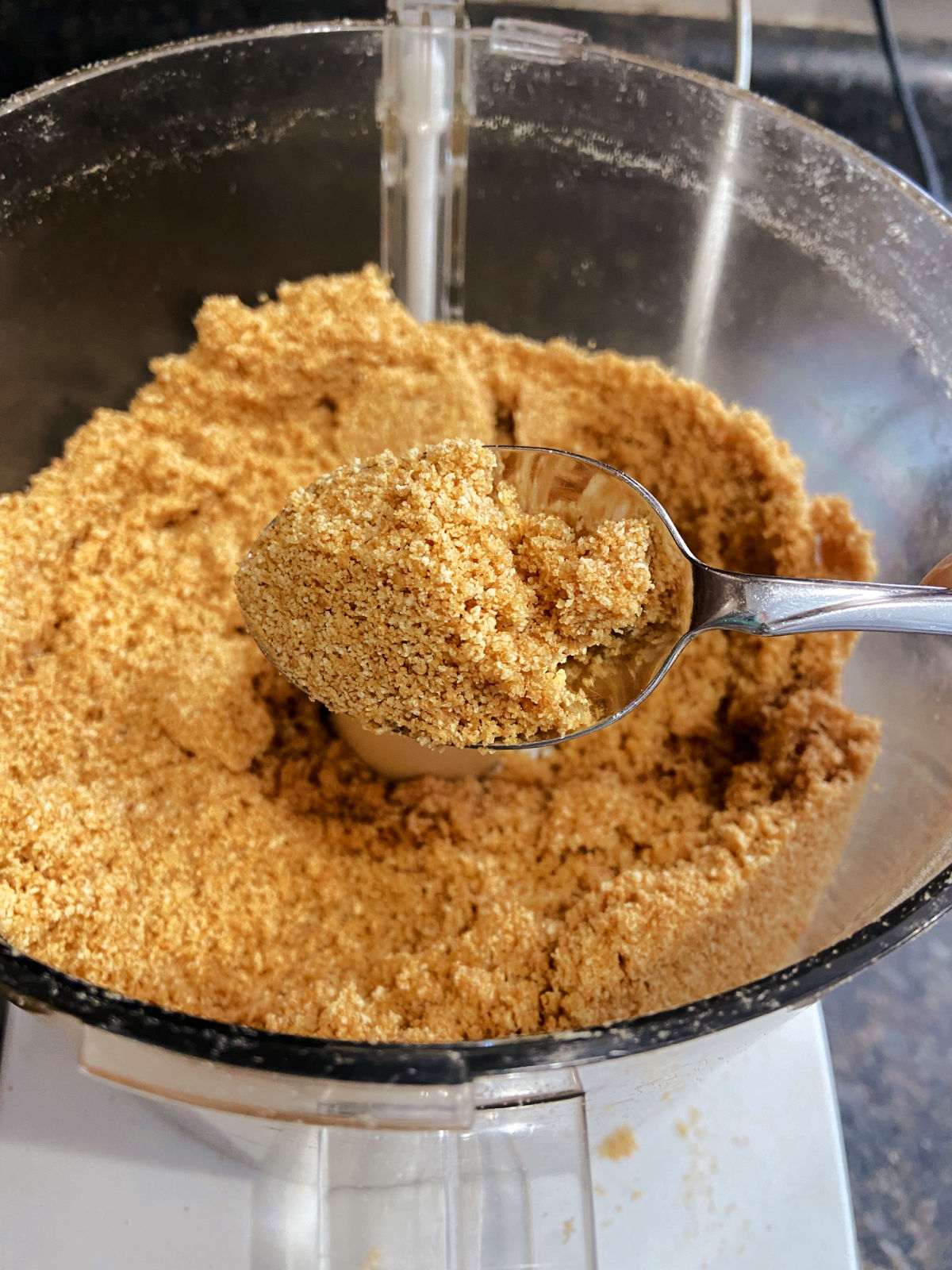 graham cracker crumble