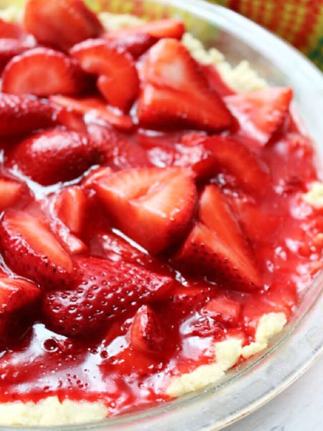 Homemade Strawberry Pie - Baking With Mom