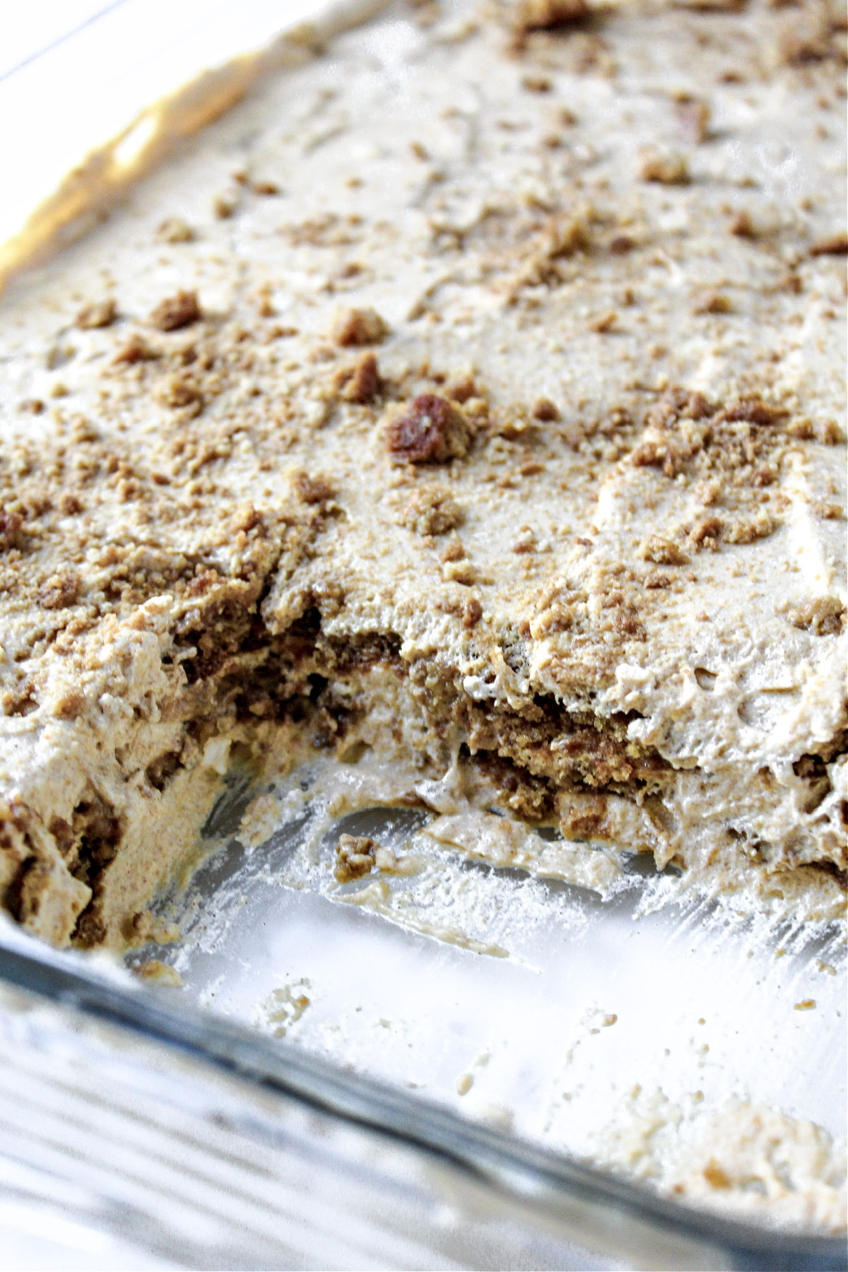 Pumpkin icebox cake in pan. 